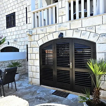 Apartments Ivana Sutivan Exterior photo