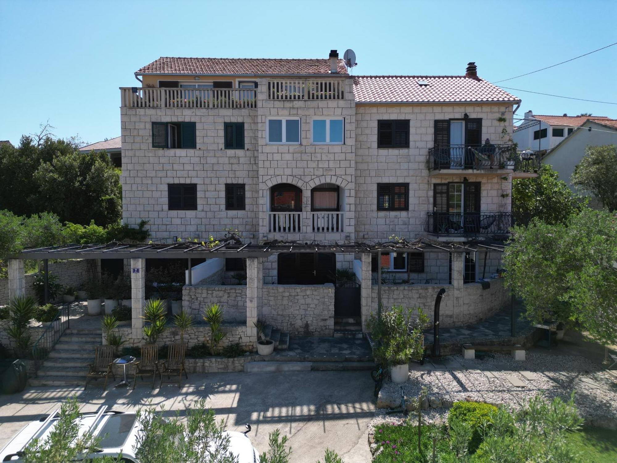 Ivana Apartment *