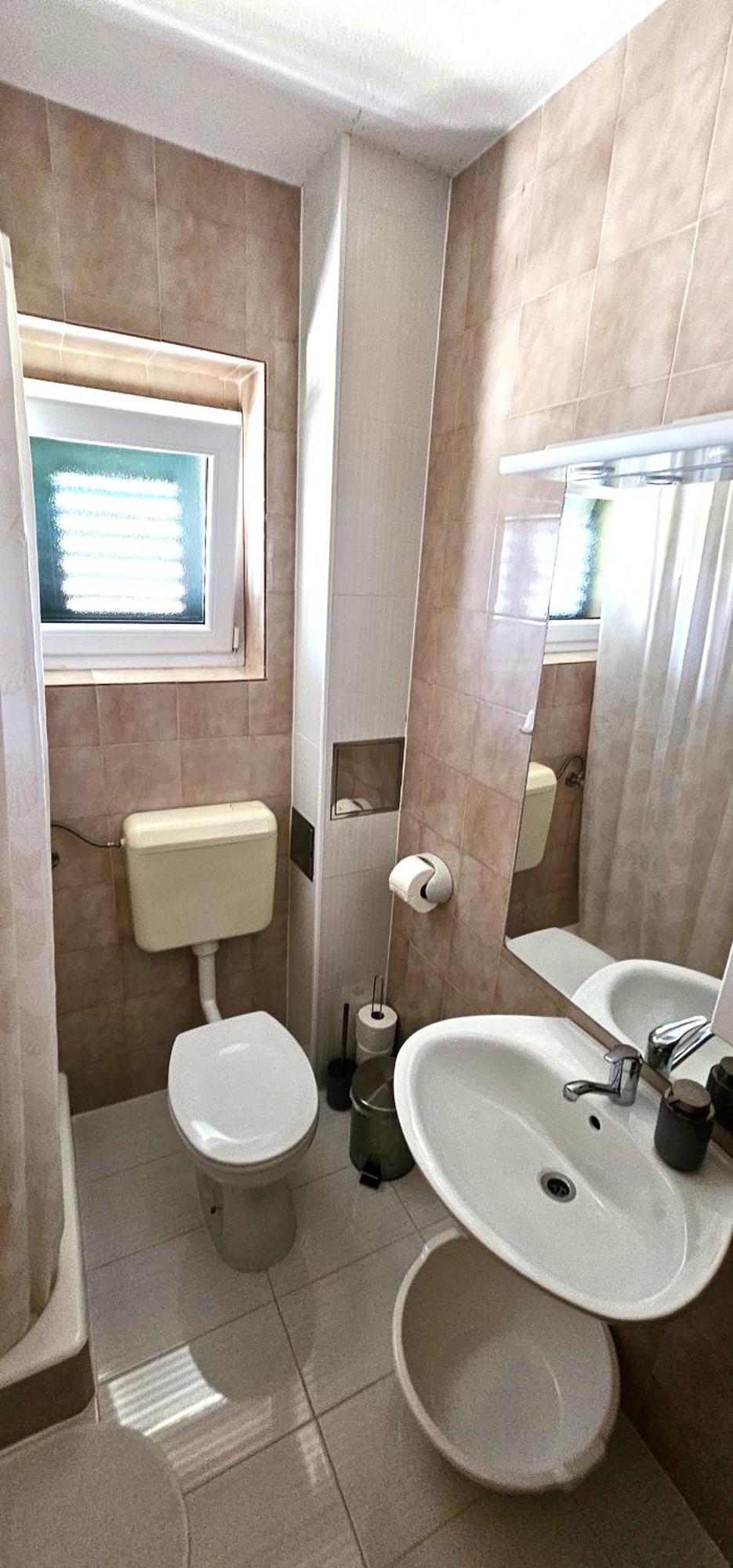 Ivana Apartment Sutivan